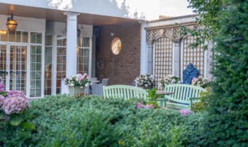 Picture of Keadeen Hotel's garden seating area
